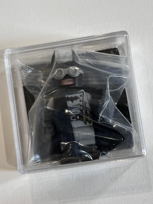 Gaslight Batman Crystal Minifigures